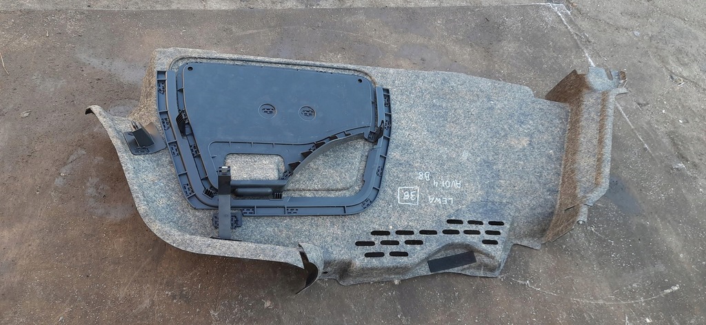 фото №8, Обшивка багажника лівий audi a4 b8