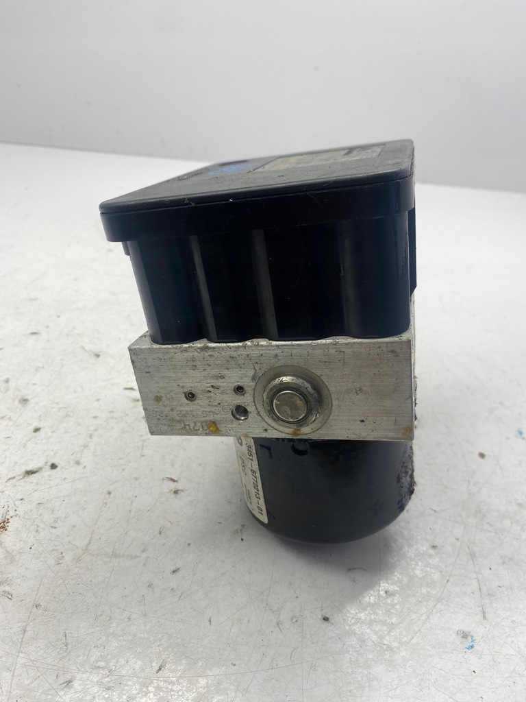 фото №5, Bmw 3 e90 e91 2.0 d насос abs 6772214-01