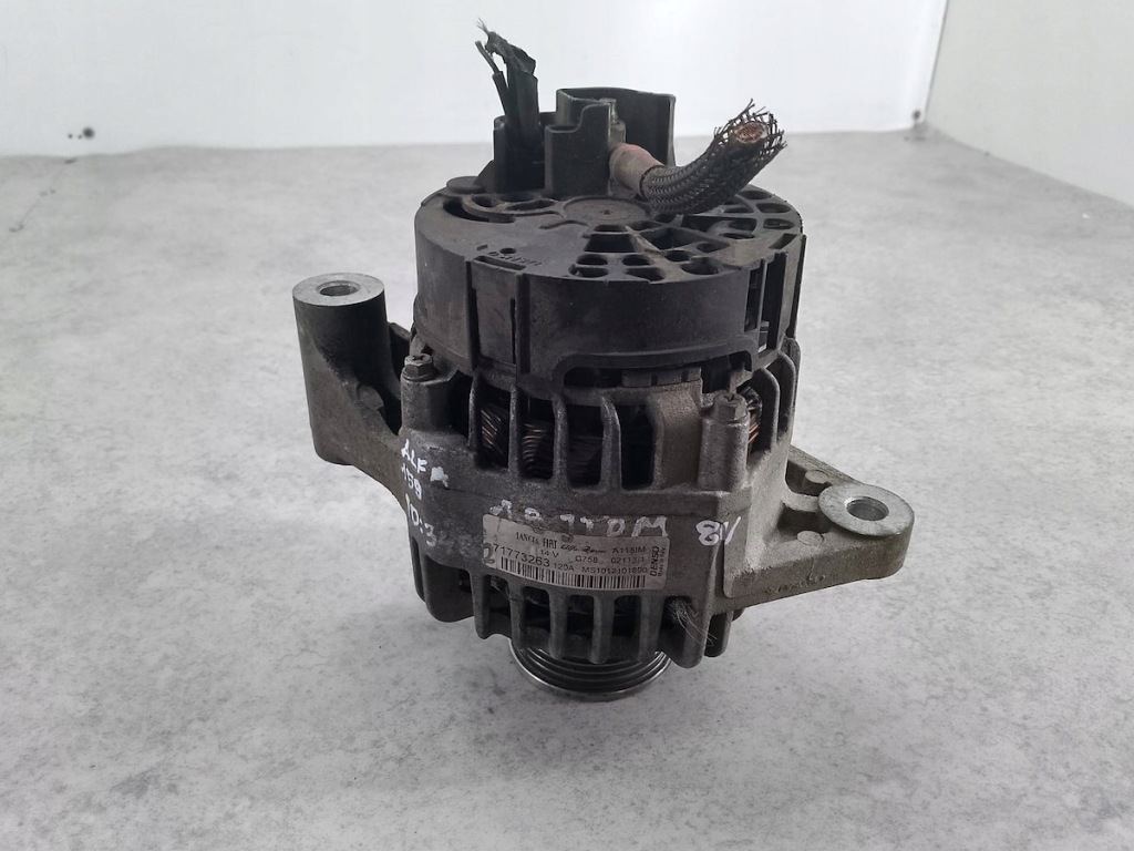 Генератор alfa romeo 159 71773263 1012101890 1.9 jtdm 8v 120km с Разборки