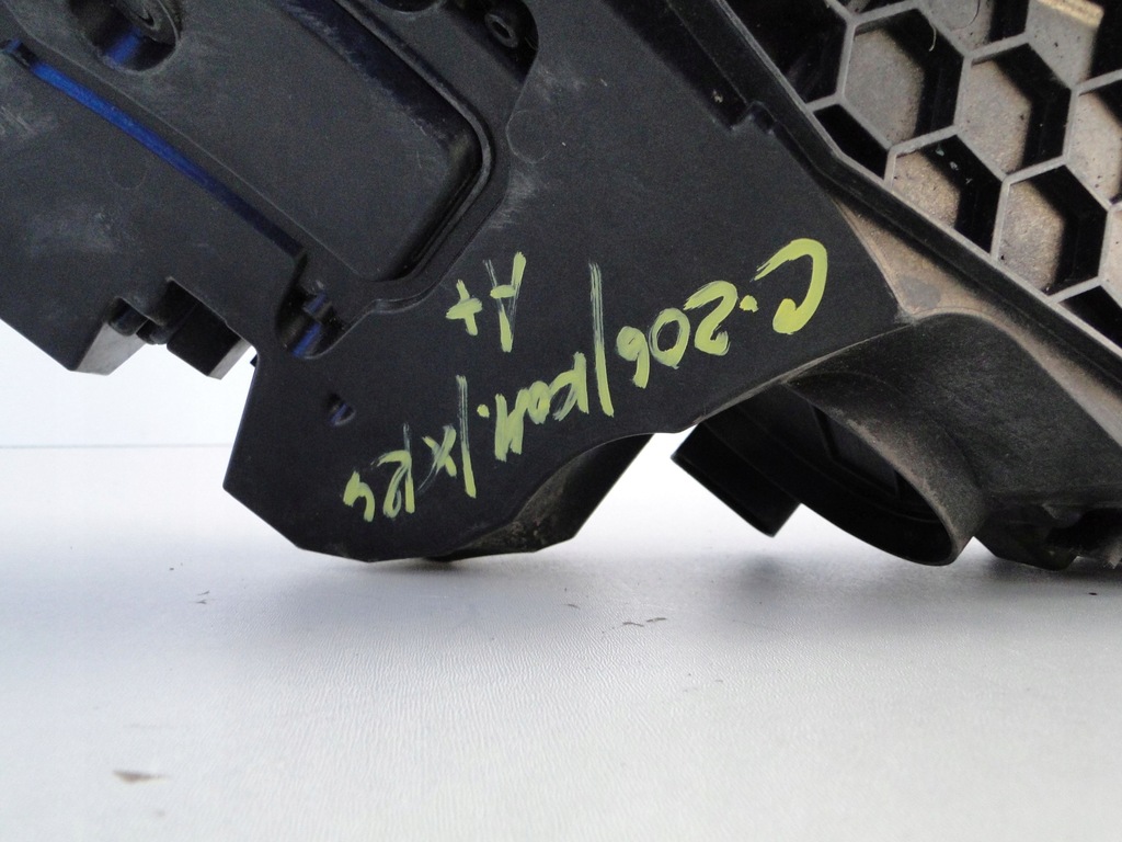 фото №16, Mercedes c klasa 206 w206 лампа передняя правая digital light full led