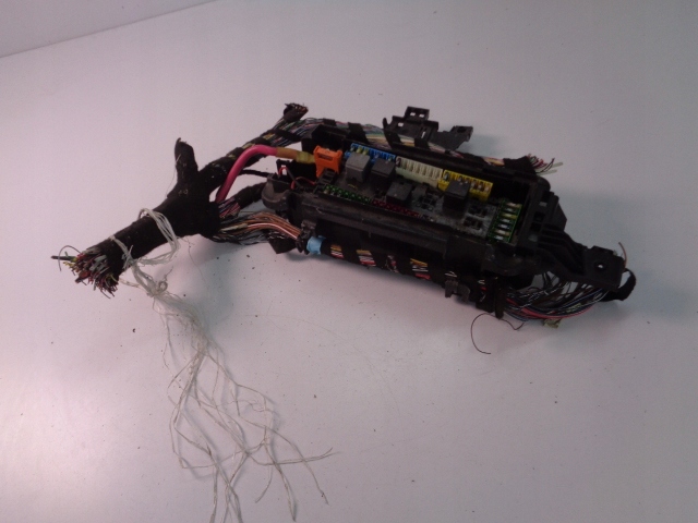 фото №1, Коробка предохранителей mercedes ml w166 2011-2018