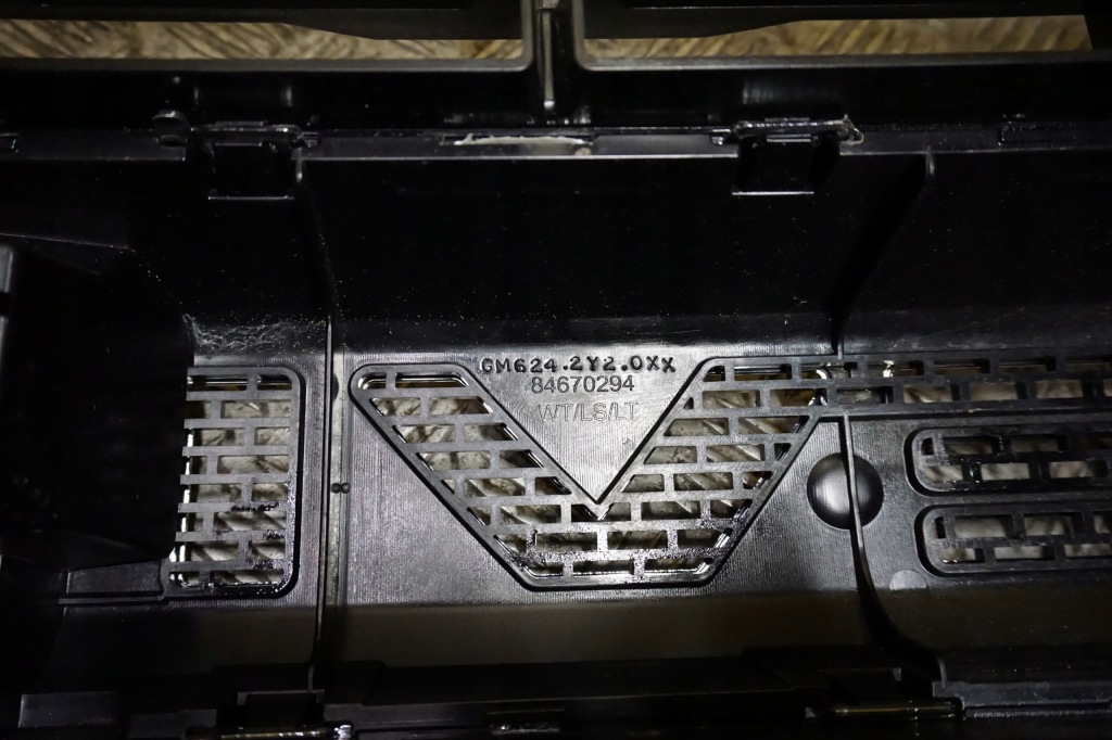 Chevrolet silverado 2500hd z71 2020 - 2023 решётка радиатора перед решётка радиатора америка Цена