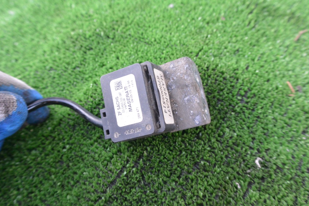 фото №4, Датчик ускорения поворотный кулак kpl quattroporte