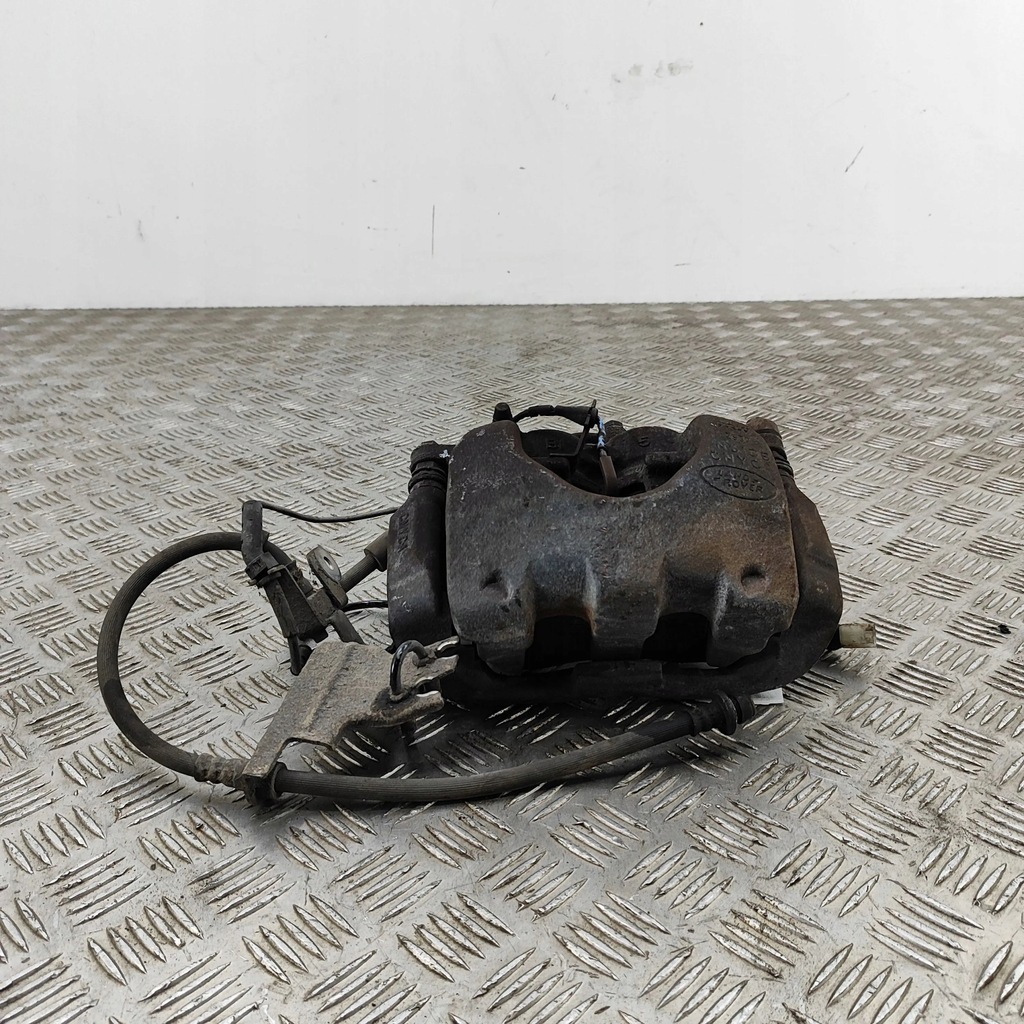 фото №3, Land rover range rover sport l494 2018 левая сторона суппорт тормозной передний