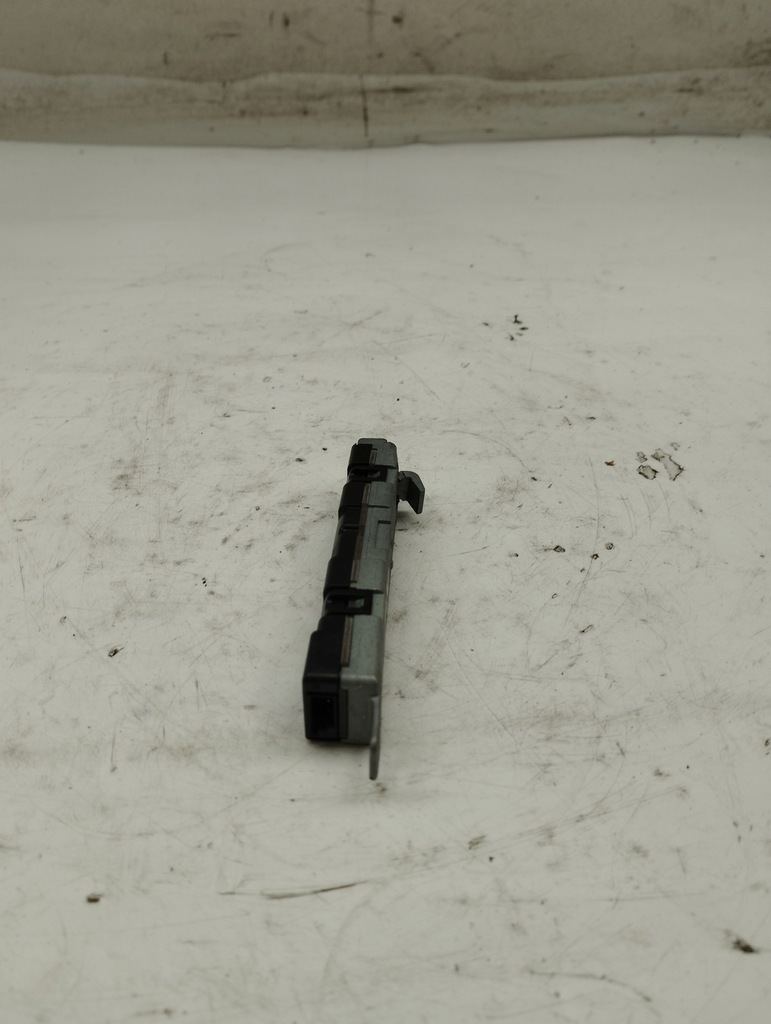 фото №7, Audi q5 8r усилитель антенны 8r0035225j