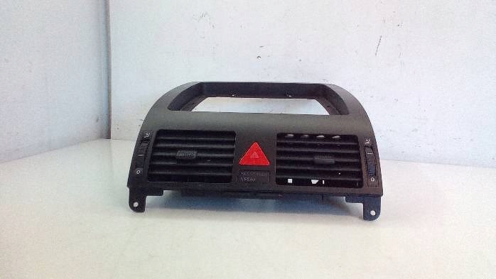 фото №6, Ґрати обдув volkswagen touran i