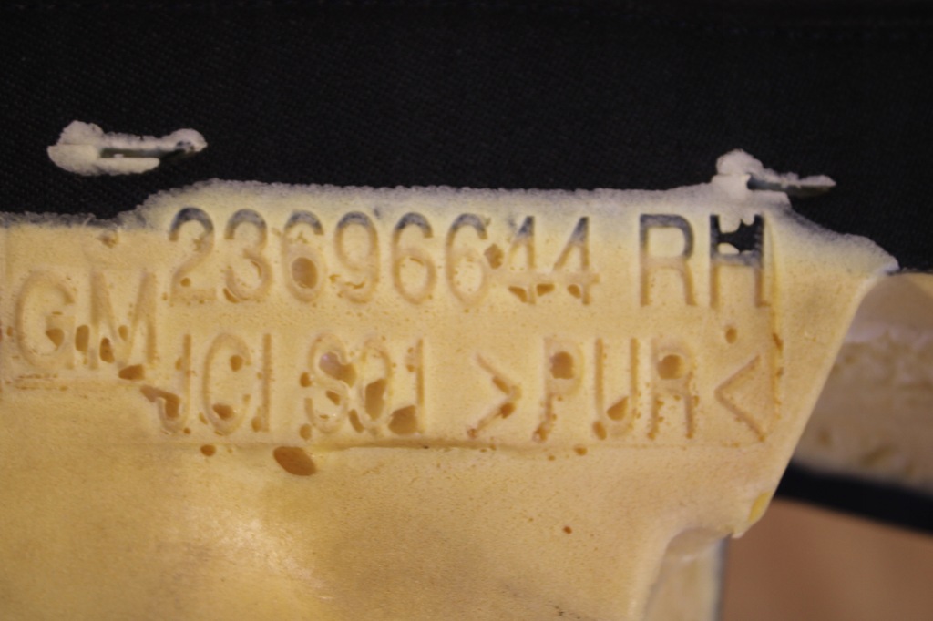 фото №4, Обшивка сидіння шкіра правий задня opel cascada