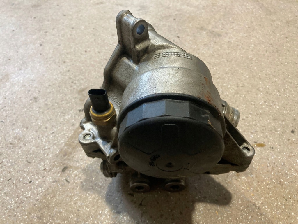 Основание фильтра масла bmw m4 f82 f83 7850293 Киев