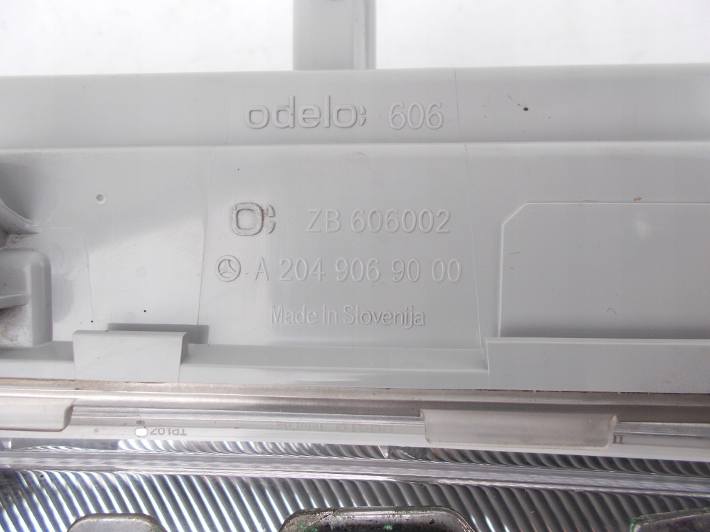 Led фара решётка правый  mercedes w212 a2049069000 Киев