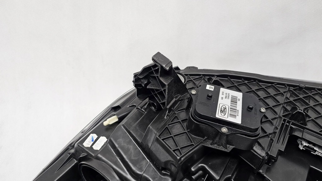 Ford kuga mk 2 рестайлинг  st фара перед правый  full led Оригинал