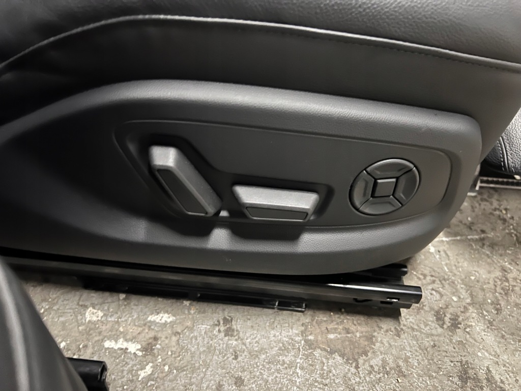 фото №10, Audi a8 d5 4n сидіння перед i задня шкіра комплект заднє сидіння