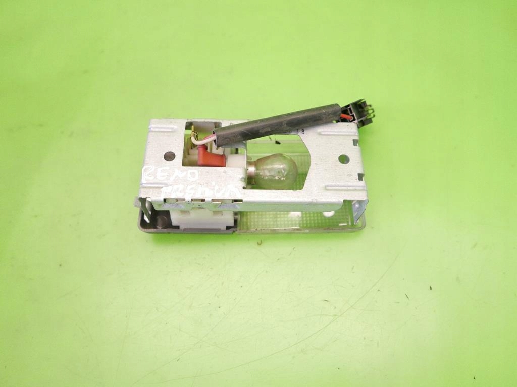 фото №4, Лампа освітлення кабіни права renault premium