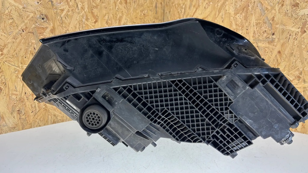 фото №14, Audi q7 4m 2021 лампы передние