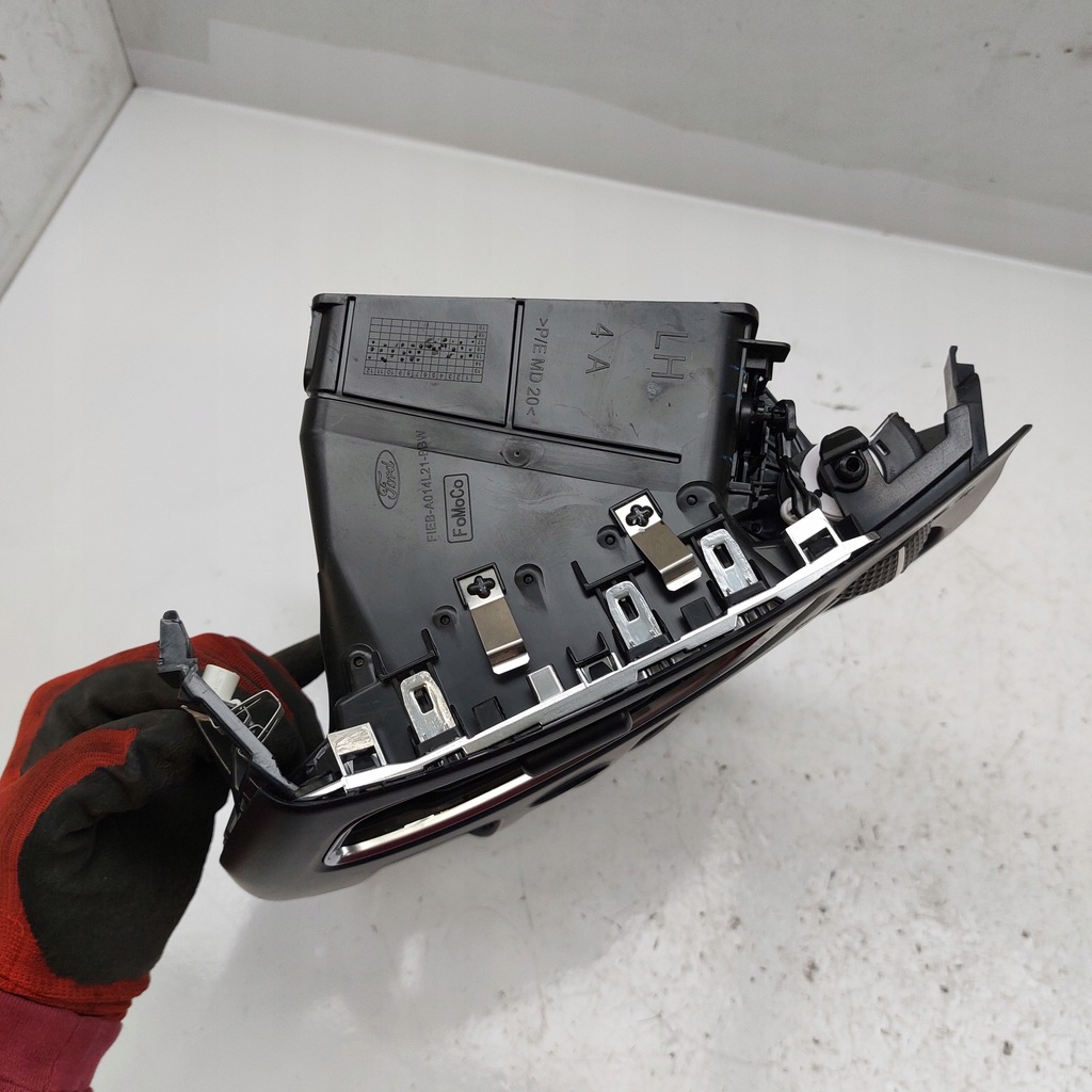 фото №8, Ford focus mk3 st рамка радио приборная панель средняя