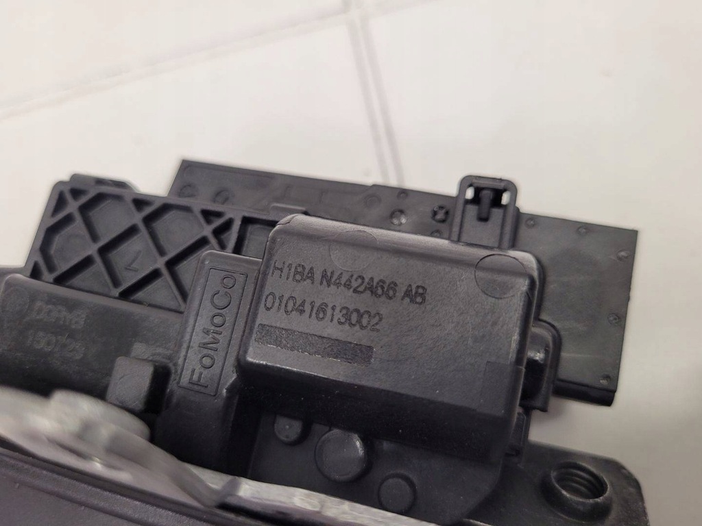 фото №7, Замок крышки багажника ford puma 2 2021 h1ban442a66ab