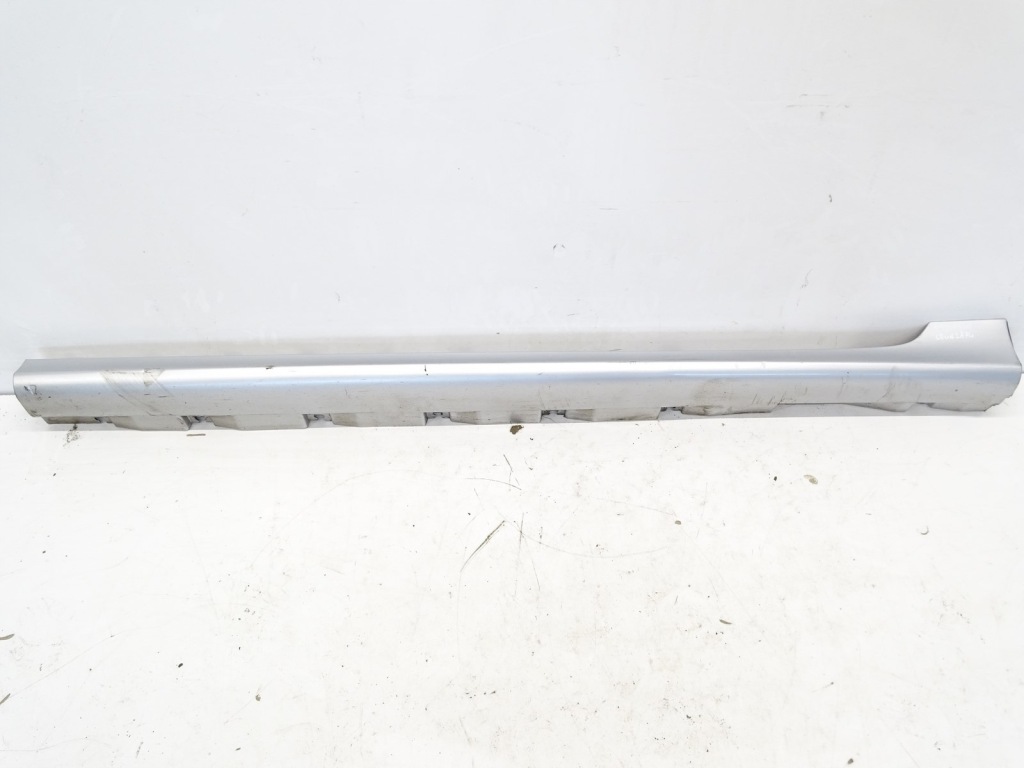 фото №1, Молдинг порог накладка порог левая audi rs3 8p la7w