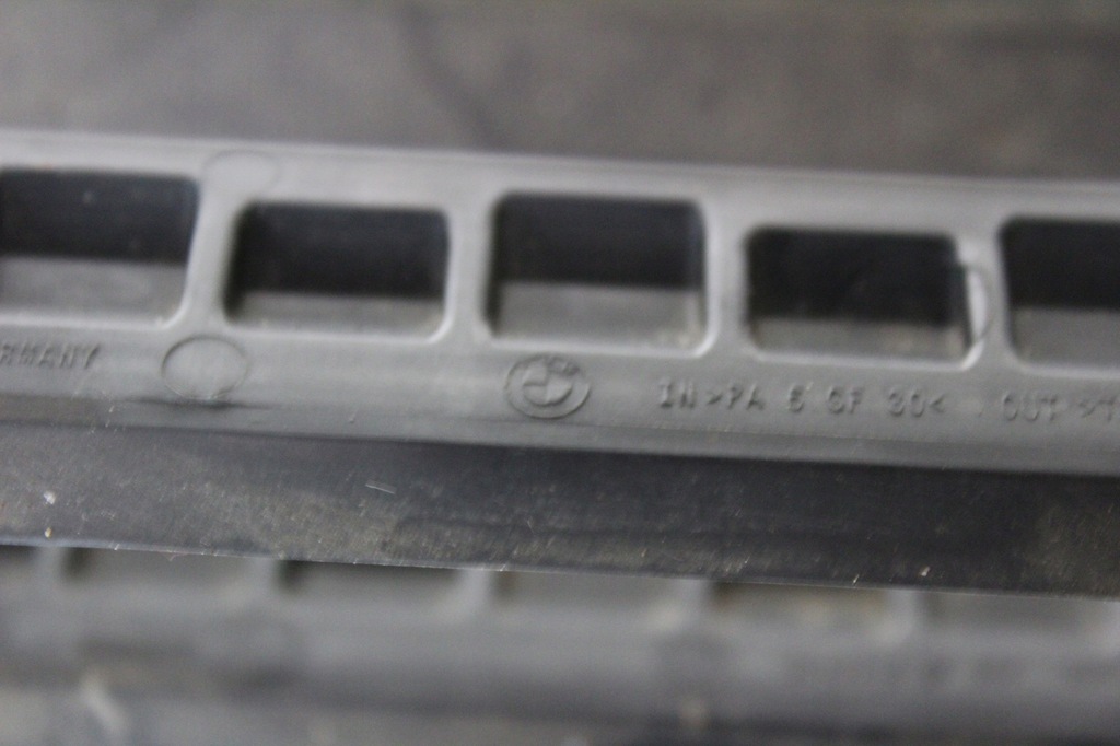 фото №9, Повітропровід жалюзі шторка повітря bmw 517415677210