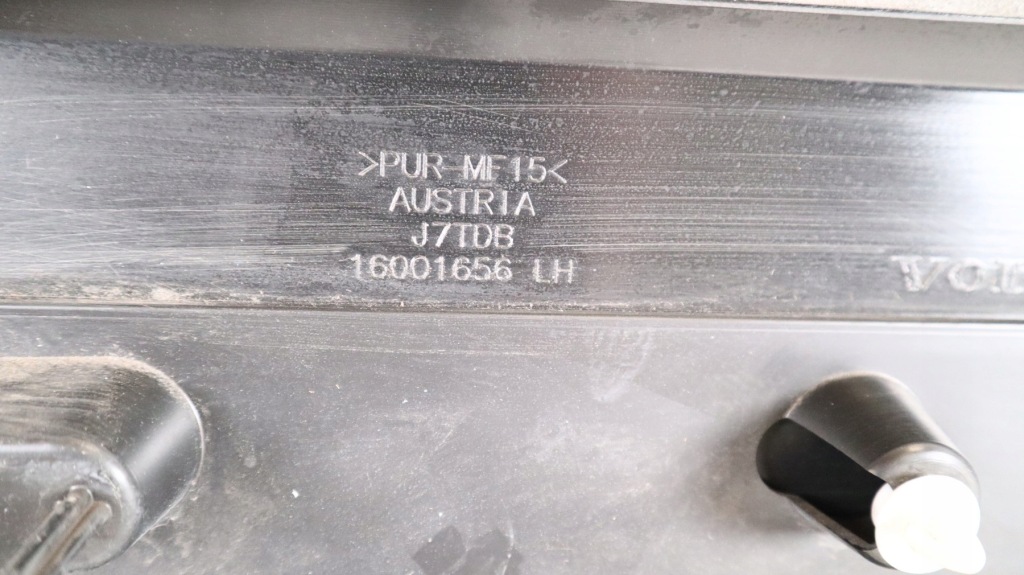 фото №12, Volvo xc90 ii молдинг дверь левый перед 31399053