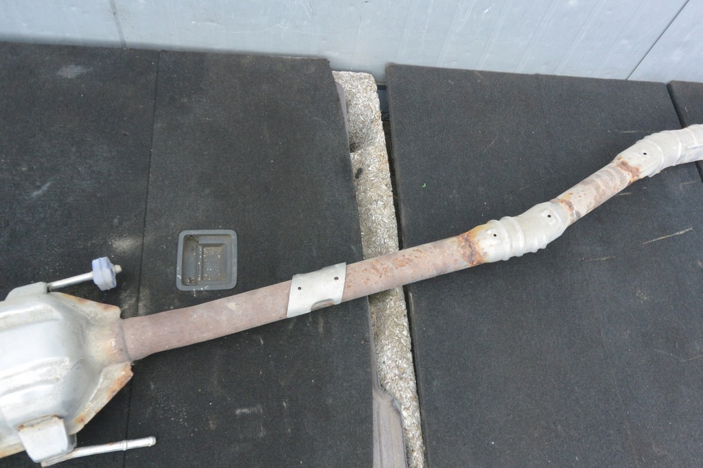 фото №4, Mazda cx9 ii 2.5 16- труба вихлопна гасник