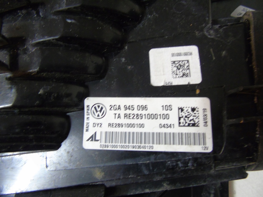 фото №4, Vw t-roc 17- лампа правая задняя led 2ga945096