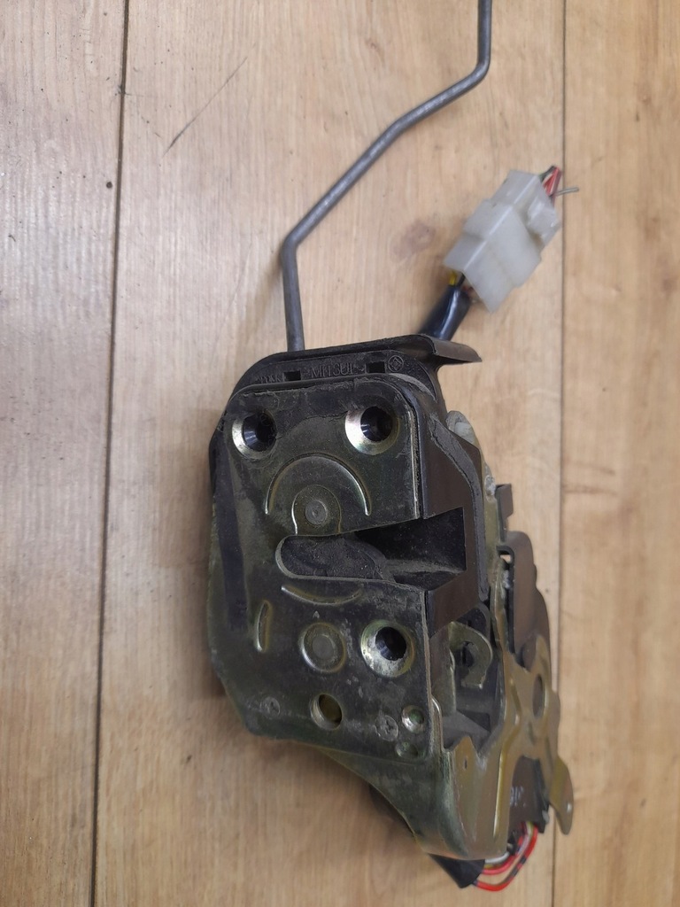 фото №1, Замок дверь перед левый mazda 626