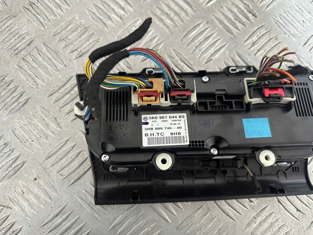 фото №6, Vw golf vi панель кондиционера рамка 5k0907044bs