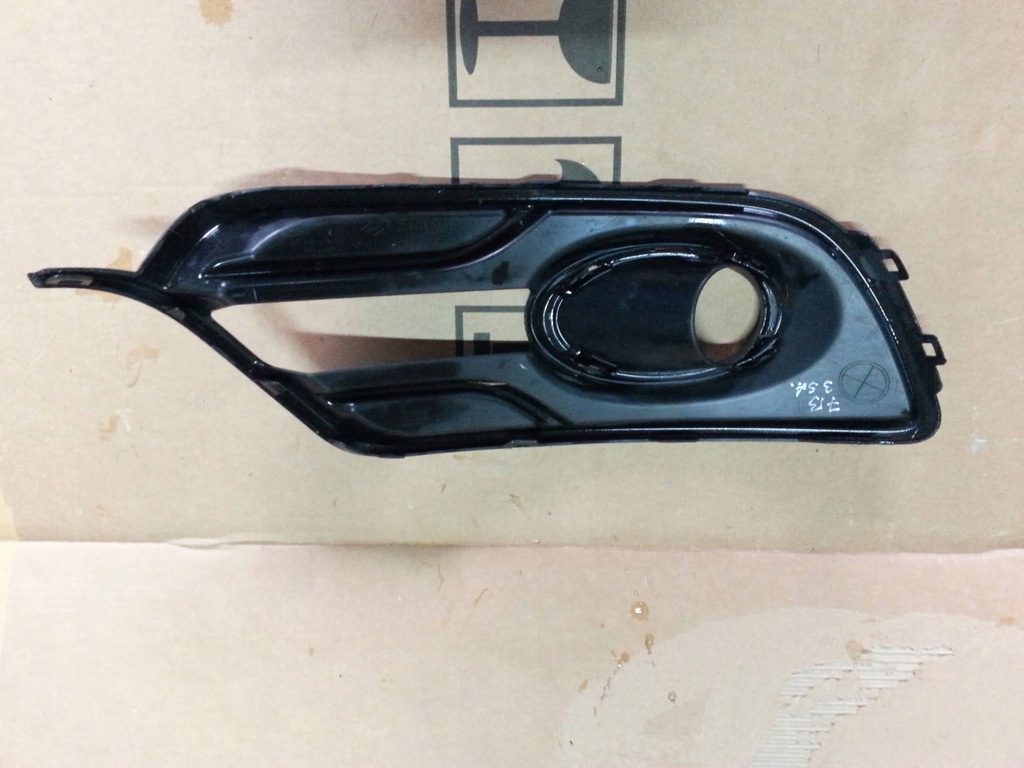 фото №6, Решітка бампера права megane iii lift 13-