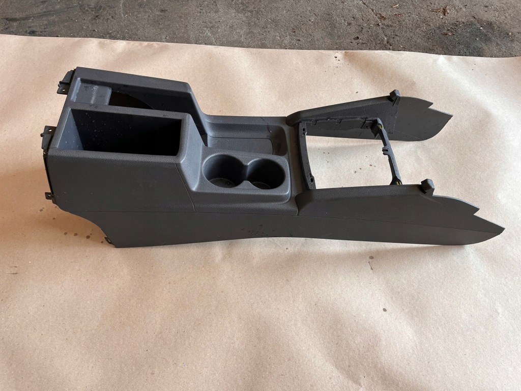 фото №3, Vw amarok подлокотник туннель 2h0863243