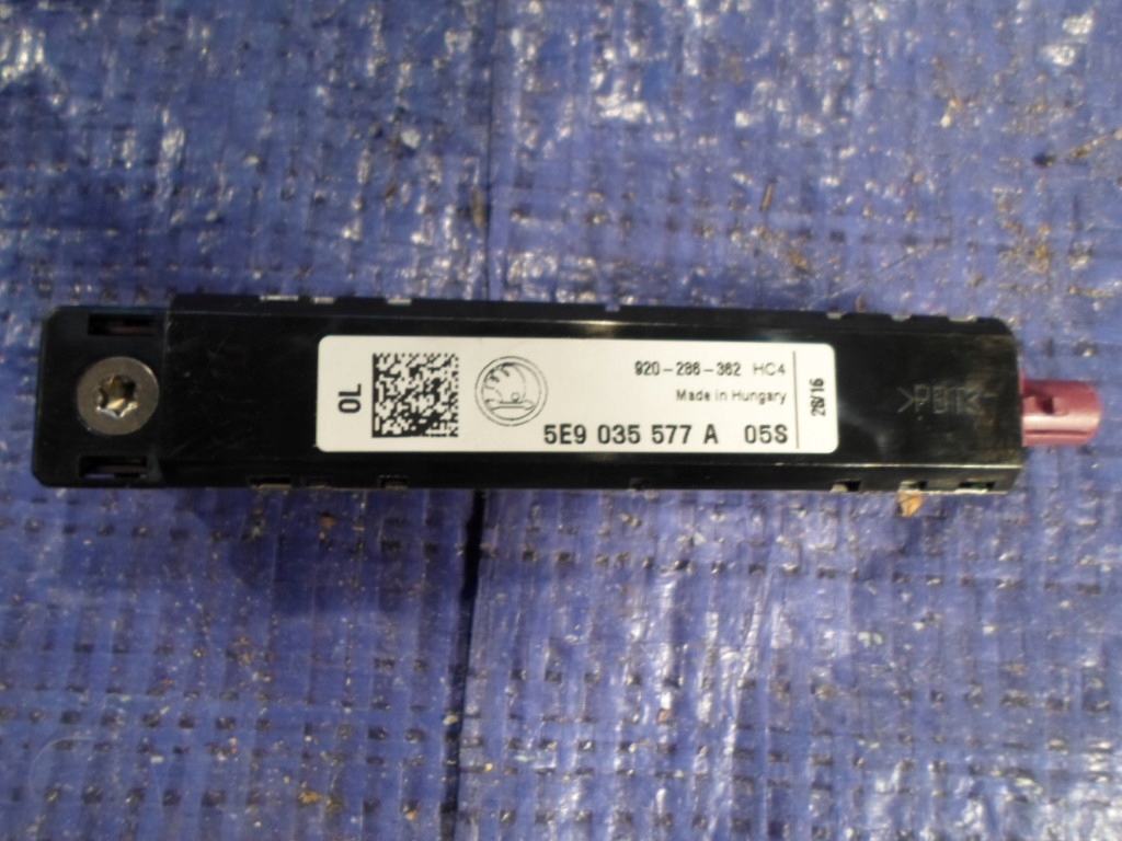 фото №1, Skoda octavia iii блок живлення антени 5e9035577a