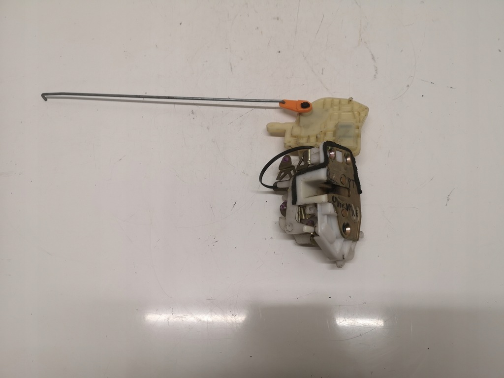 фото №1, Civic vii 7 sedan 04-06 замок дверь правый задний