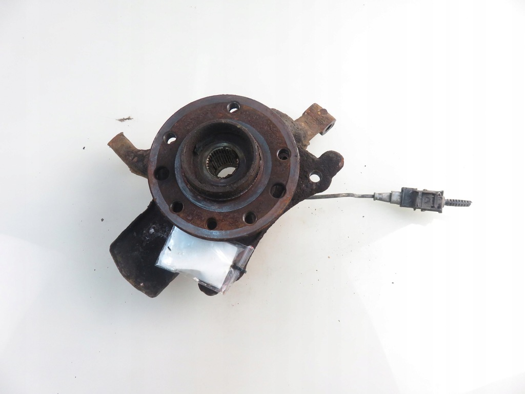 фото №1, Поворотный кулак ступица передняя правая opel zafira b 1.8