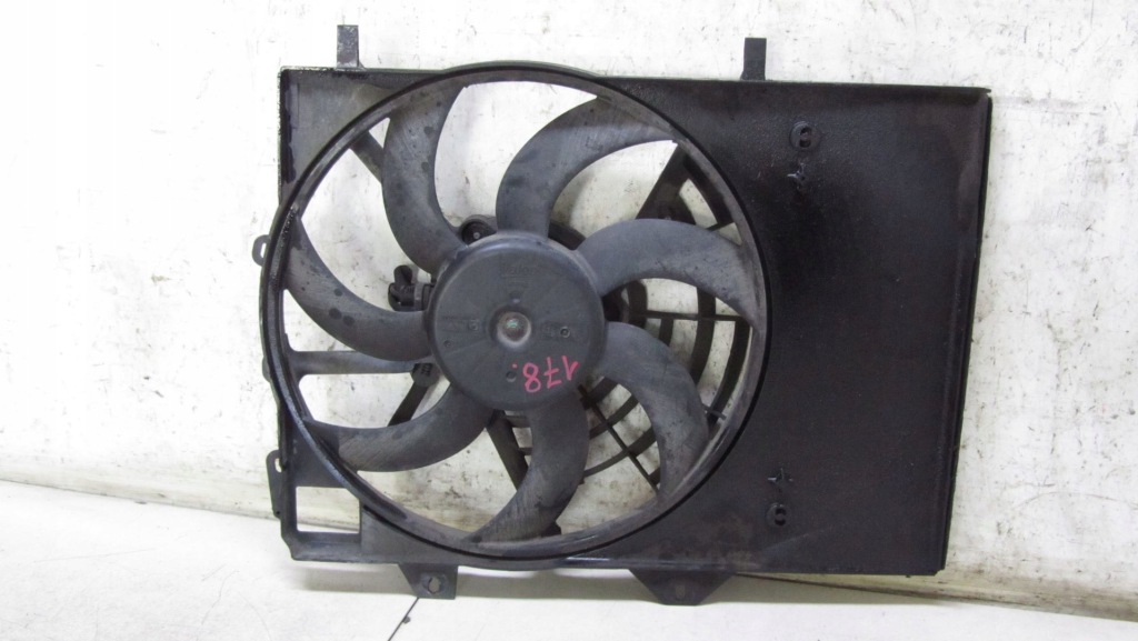 Citroen c3 3 1.6 вентилятор радиатора 16-19 187 Недорого