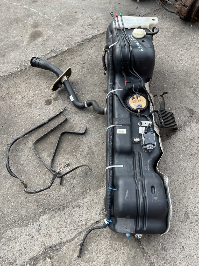 Купити Master iv 19- бак пального bak 2.3 8200947534