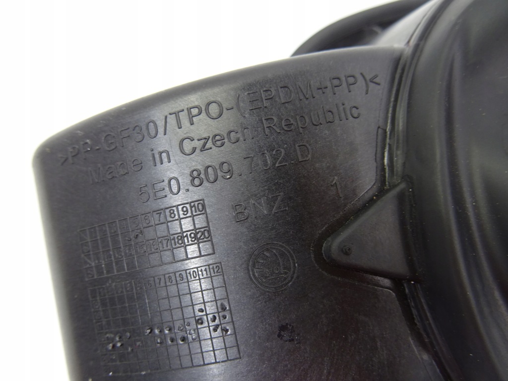 фото №13, Octavia iii lift крышка топлива 5e0809702d a7fl