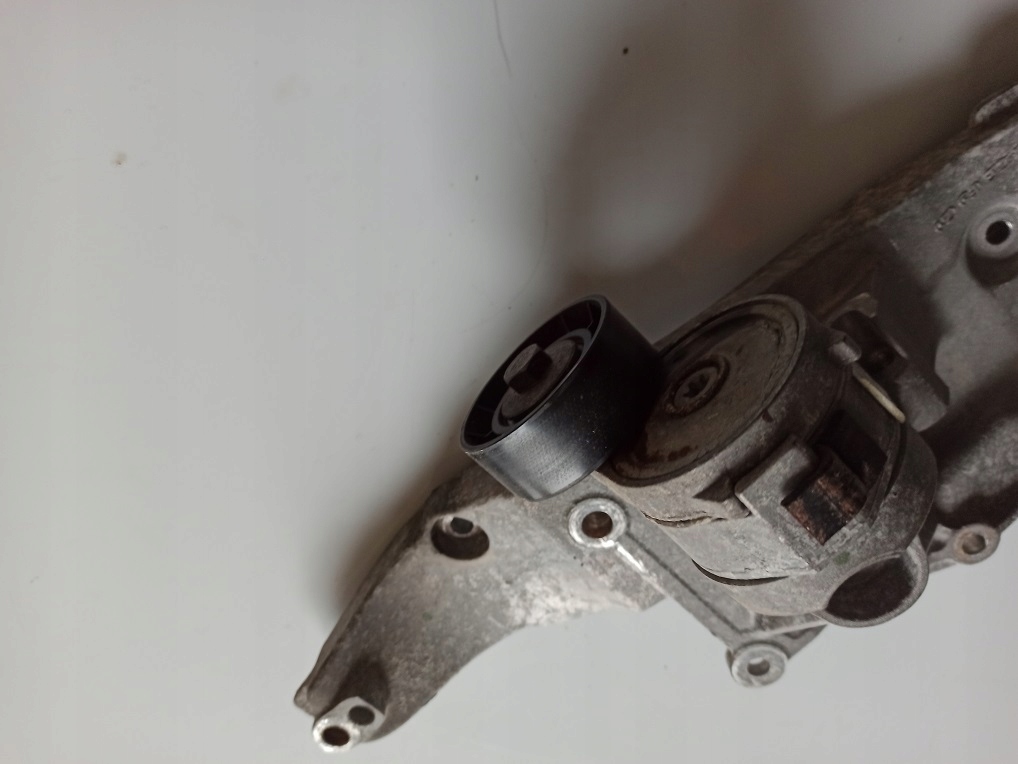 фото №3, Ford galaxy mk4 кронштейн ролик кронштейн генератора ds7q8d611ah