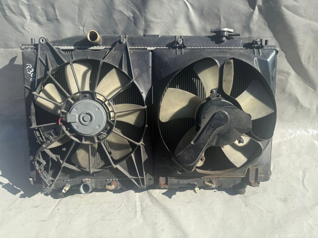 Радіатор води, кондиціонера, вентилятори 2.0 aut honda accord viii 08-15 Ціна