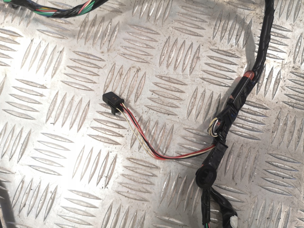 фото №7, Жгут дверь правый перед avensis t27 iii t29