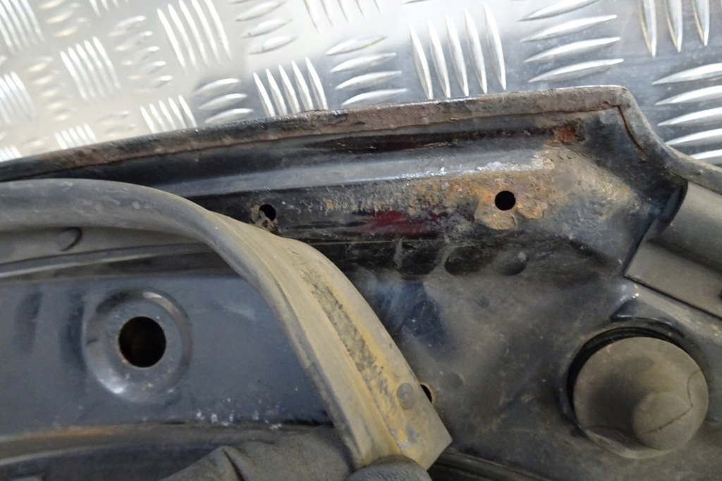 фото №3, Skoda octavia iii - капот