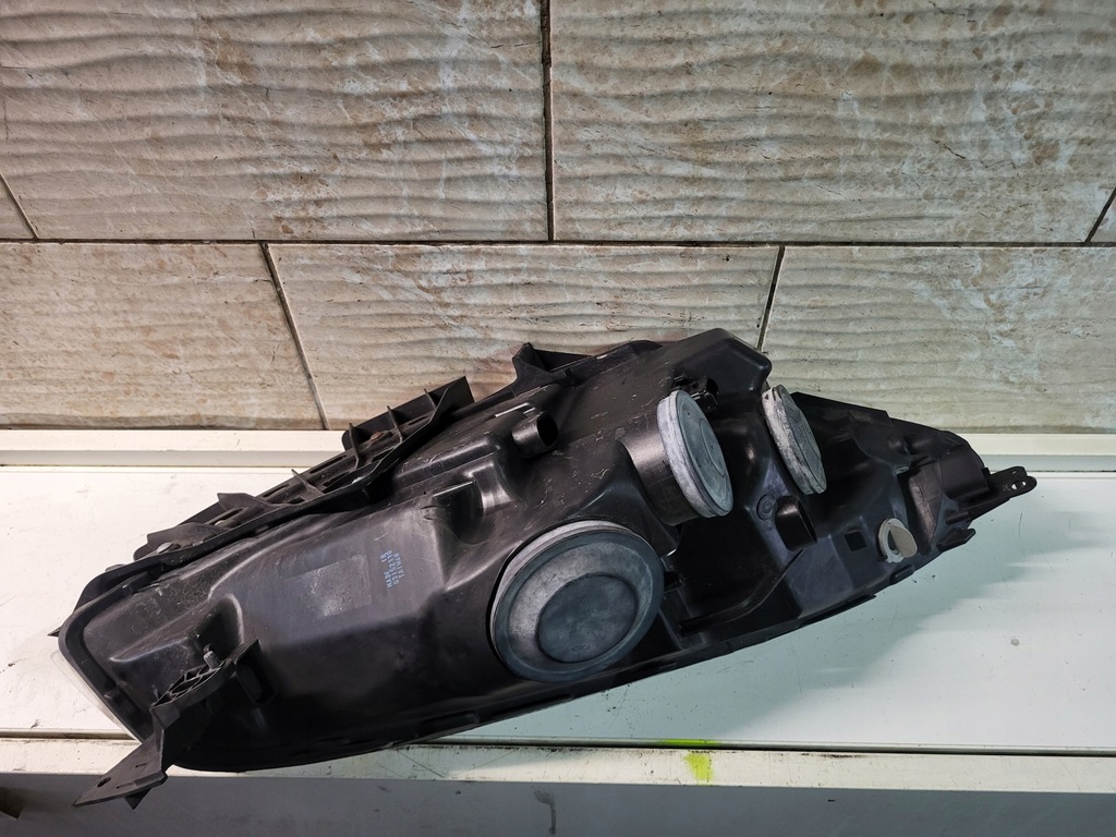 фото №9, Лампа левый перед citroen c4 picasso i europa