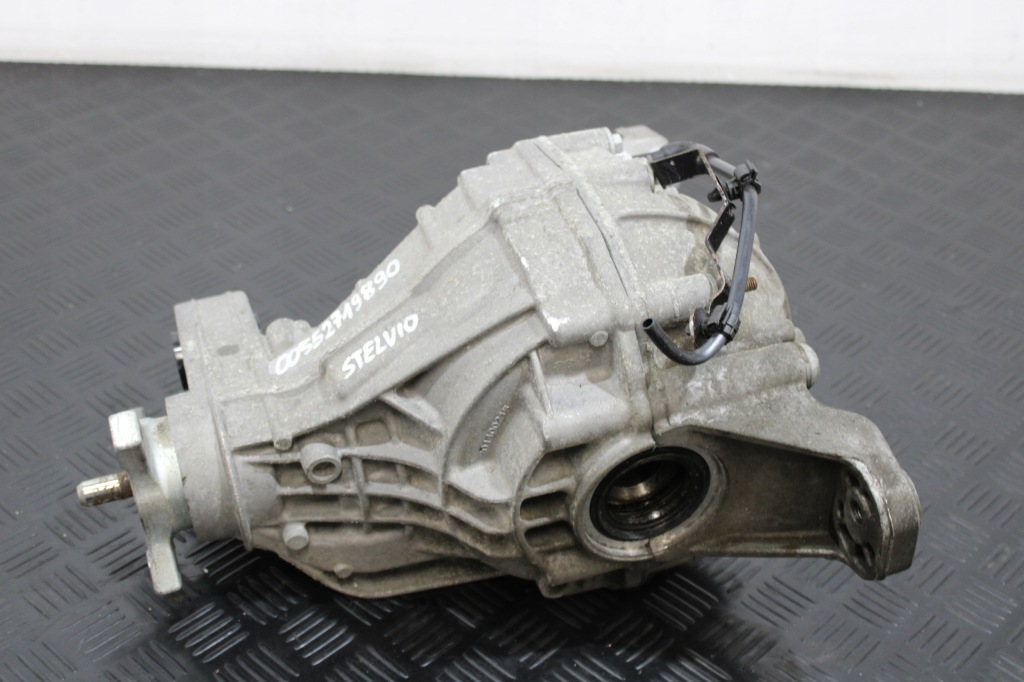 фото №1, Міст диференціал задня 00552719890 alfa romeo stelvio 2,2d 4x4