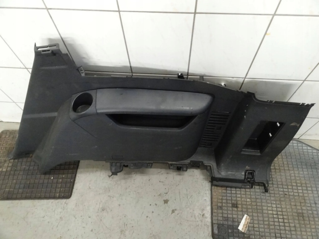 фото №11, Citroen c4 grand picasso 2011 lift обивка багажника правый задняя