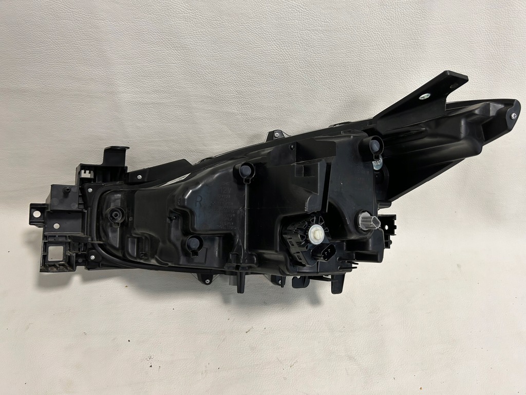 фото №6, Mazda 3 led lift 2017- права лампа перед