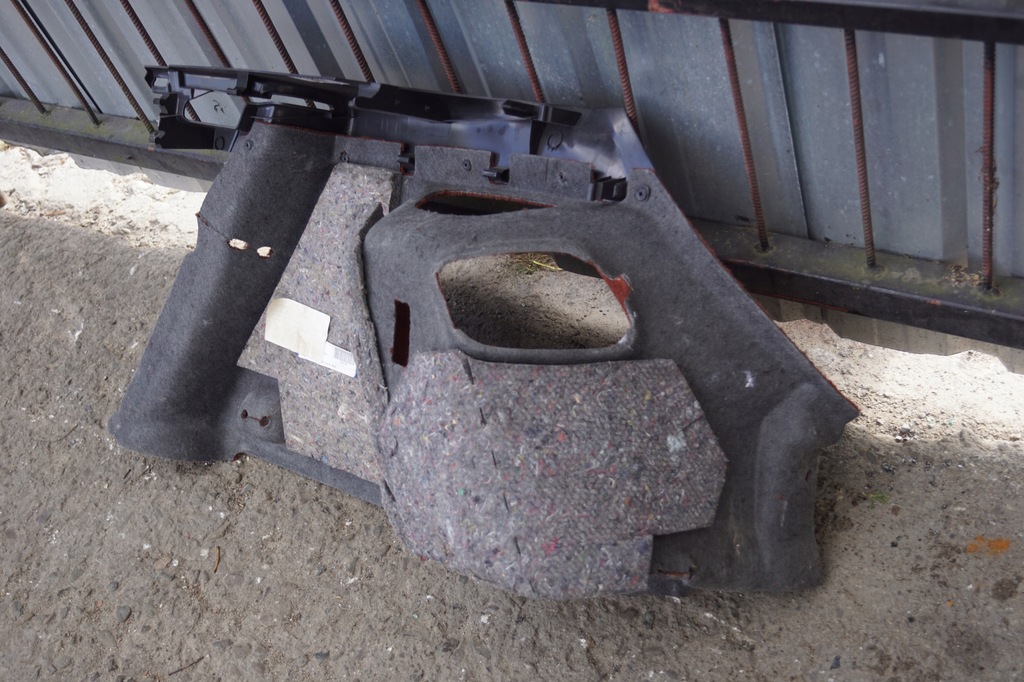 фото №8, Обшивка багажника левый volvo c30 30740144