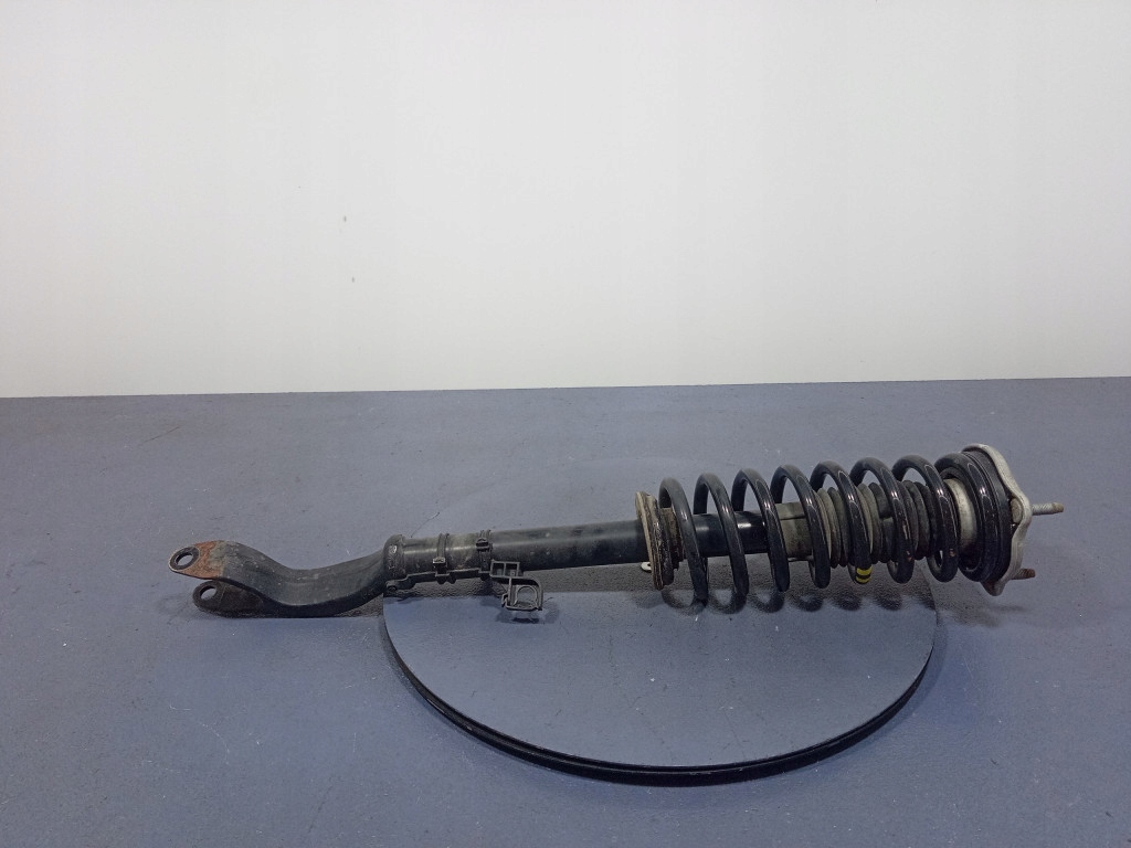 фото №1, Mercedes glc x253 амортизатор перед правый передний a2533201066