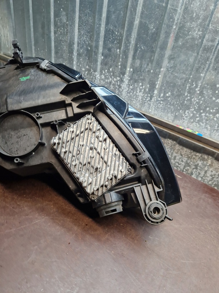 фото №7, Audi a4 b9 lift 8w0 2019- лампа перед правая full led matrix