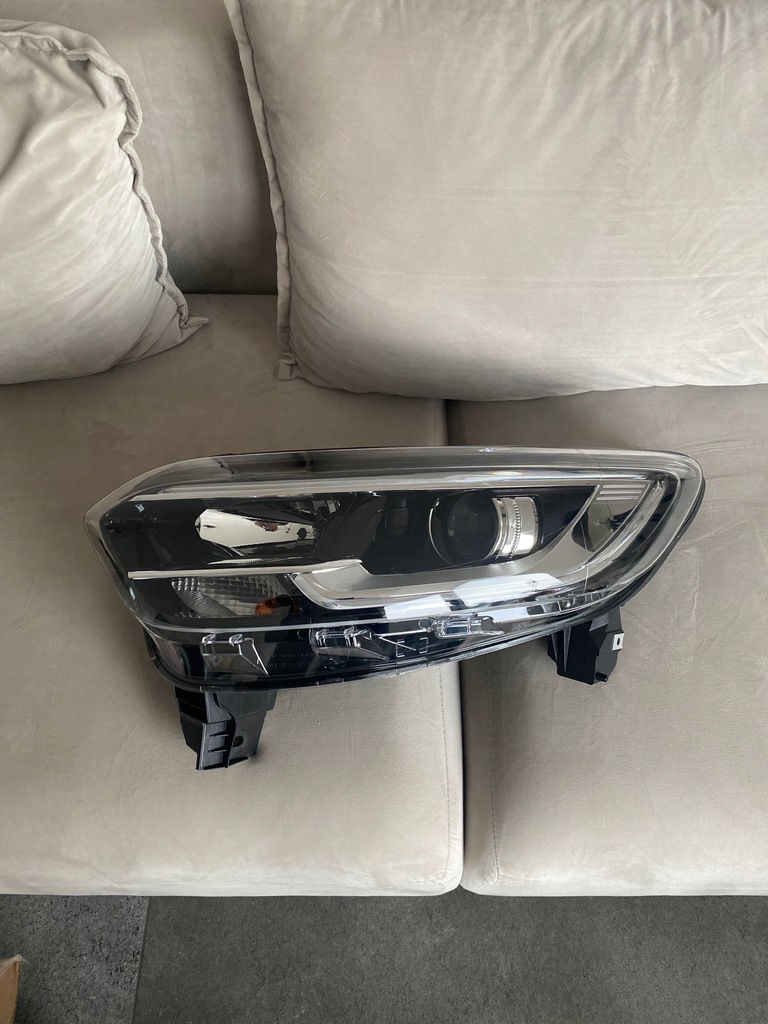 фото №1, Лампа левый перед renault kadjar nowa ! 260600479r