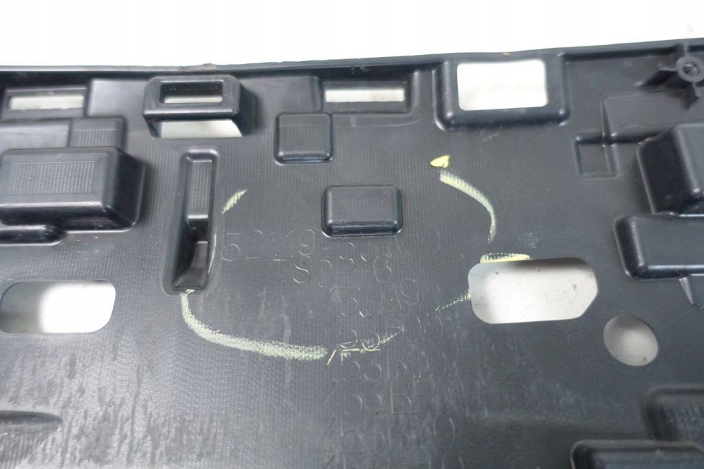 фото №11, Бампер перед передній lexus is200t 300h 52119-53a00