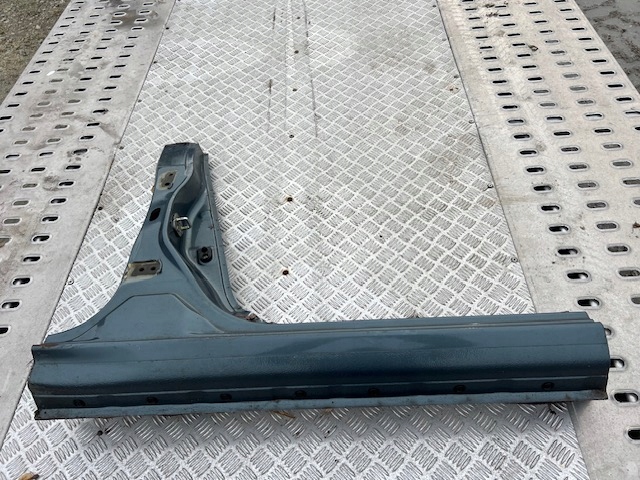 фото №1, Nissan micra k13 10-16 порог правый