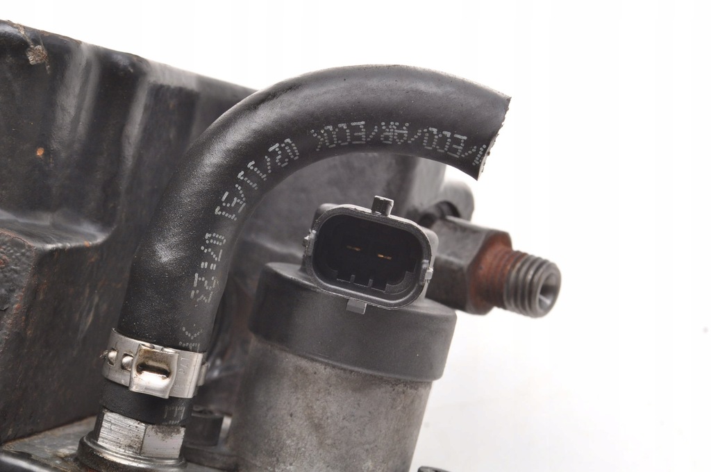 фото №6, Volvo s60 i v70 ii xc90 2.4 d5 200km насос пального 31303475 0281002623