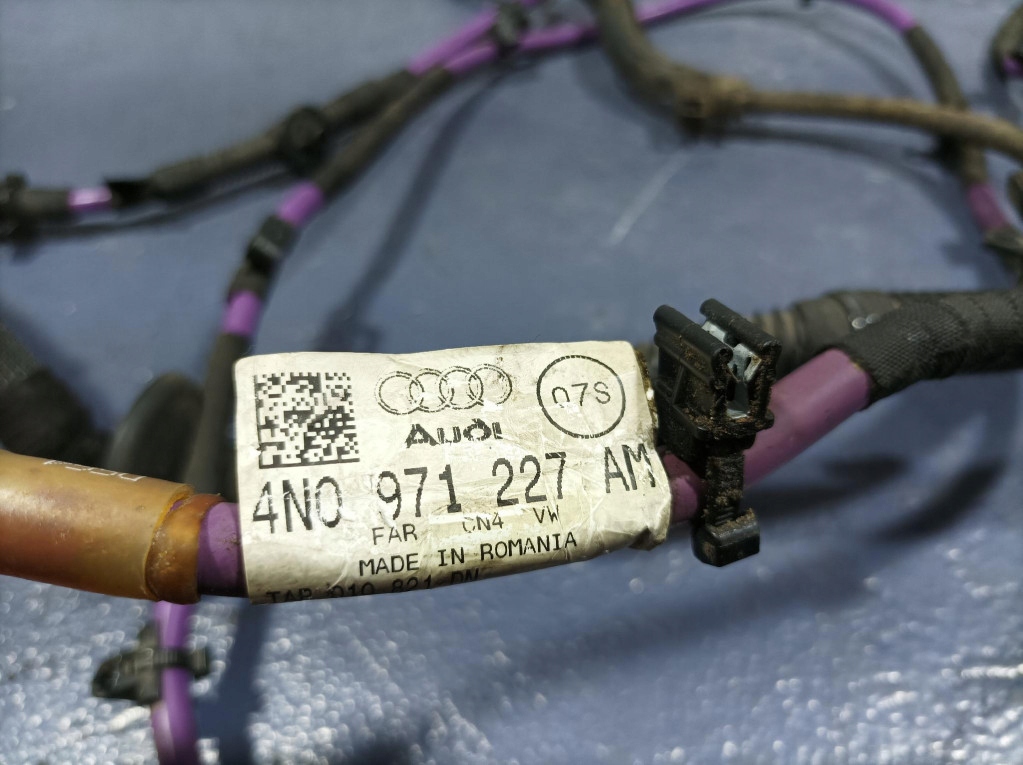 фото №5, Audi a8 d5 жгут трубопровод аккумулятор 4n0971227am